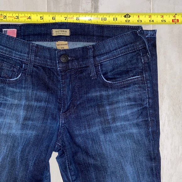 True Religion Victoria Mid Rise Skinny, Made in the USA, 26x33, EUC, $288 MSRP - Picture 6 of 13